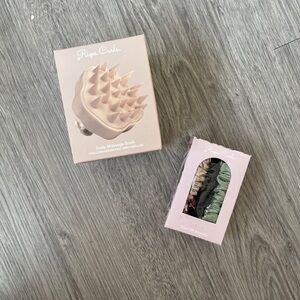 Rizo Curls Scalp Massage Brush & Satin Scrunchies - New Unused